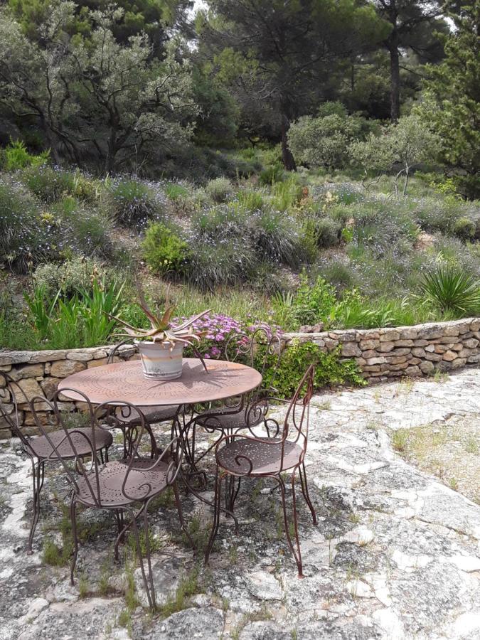 Le Paradis Vaugines Exterior photo